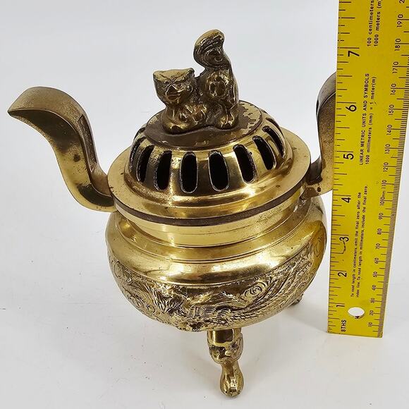 Vintage Asian Brass Tripod Incense Burner With Foo Dog Lion on Lid - Picture 8 of 10